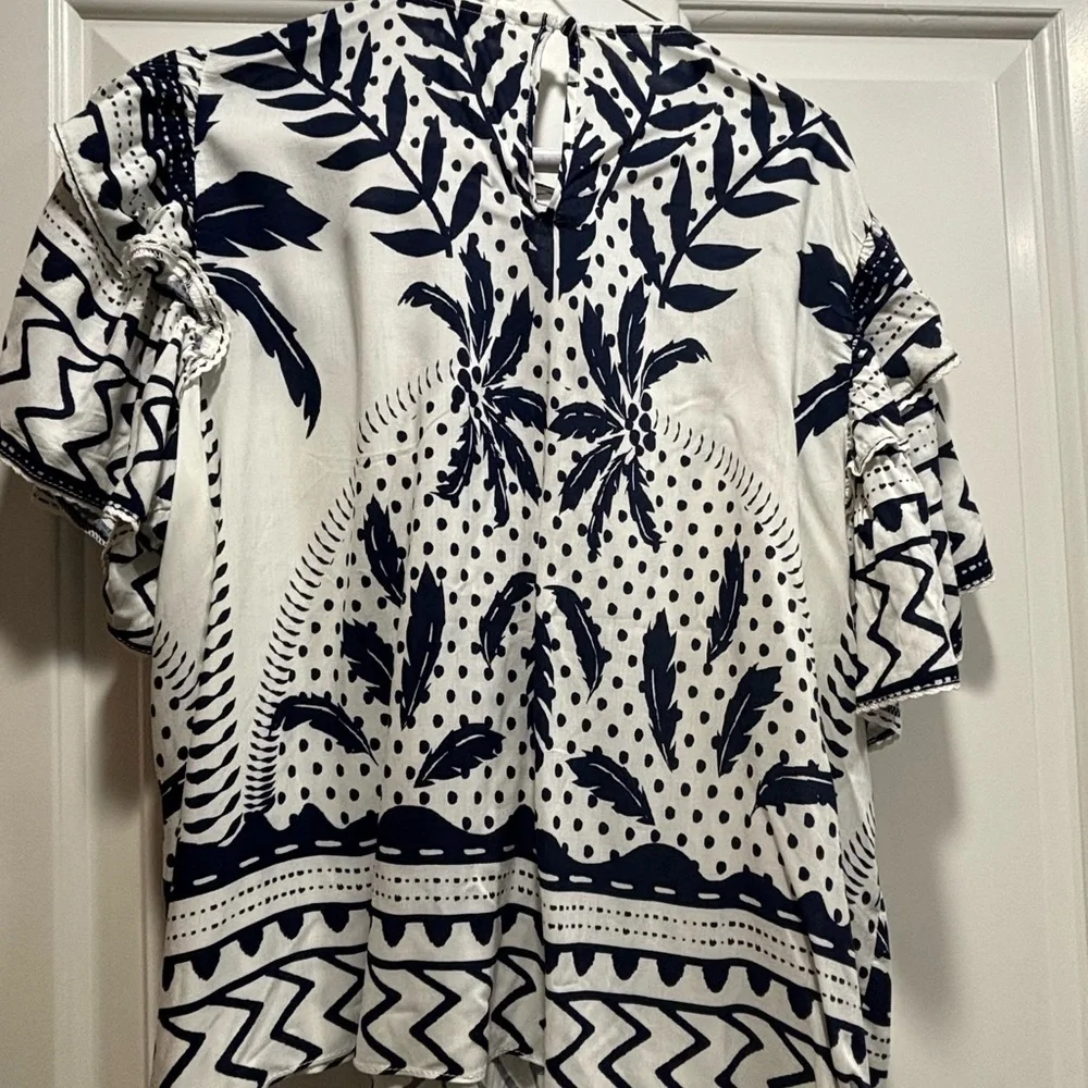 Rose & Olive Navy and White Blouse